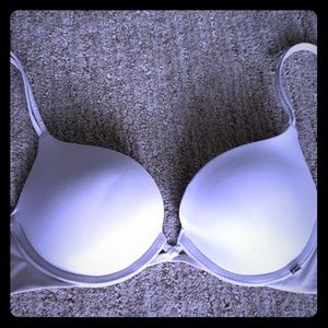 Victoria's Secret very sexy push up white bra